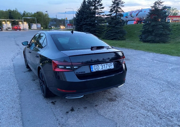 Skoda Superb cena 109900 przebieg: 141509, rok produkcji 2020 z Żukowo małe 301